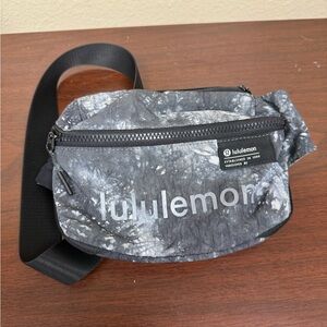 Lululemon large belt bag